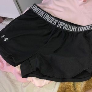 UNDER ARMOUR PLAY UP SPORTS SHORT GREY